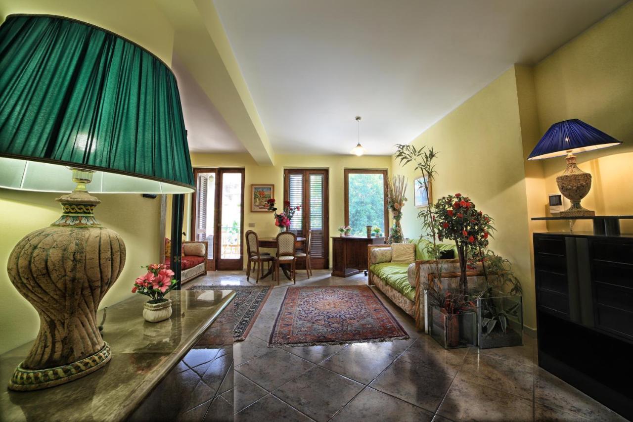 B&B Princess Room Capo d'Orlando Exterior photo